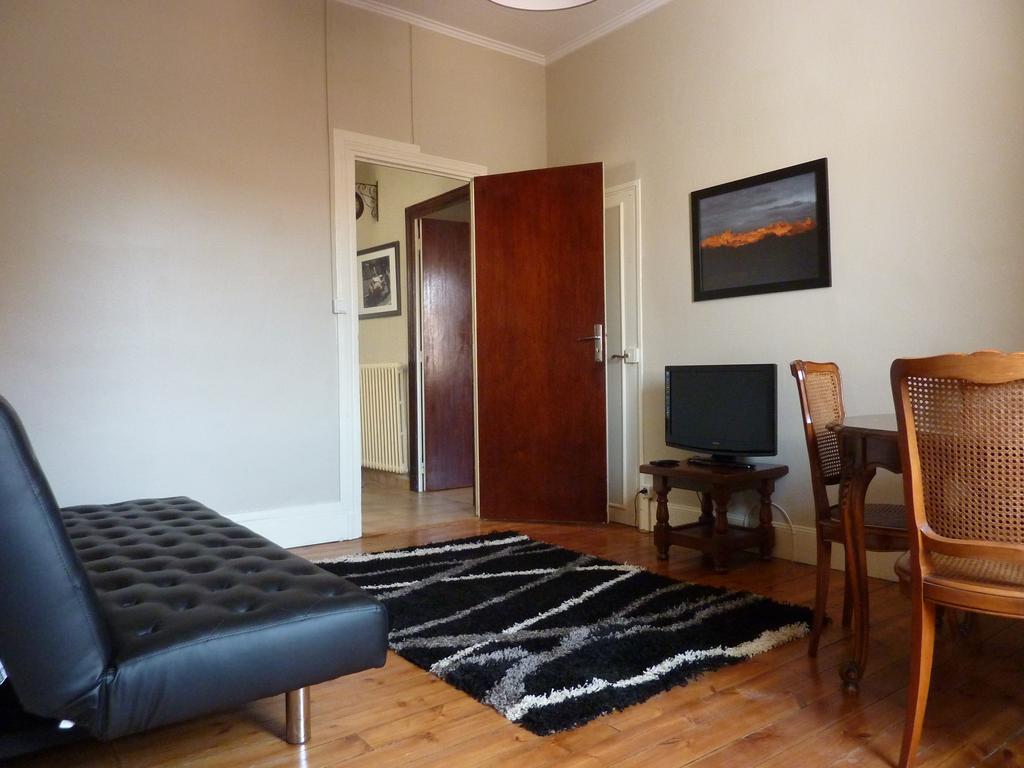 Maison Bellevue Bed & Breakfast Carcassonne Rom bilde